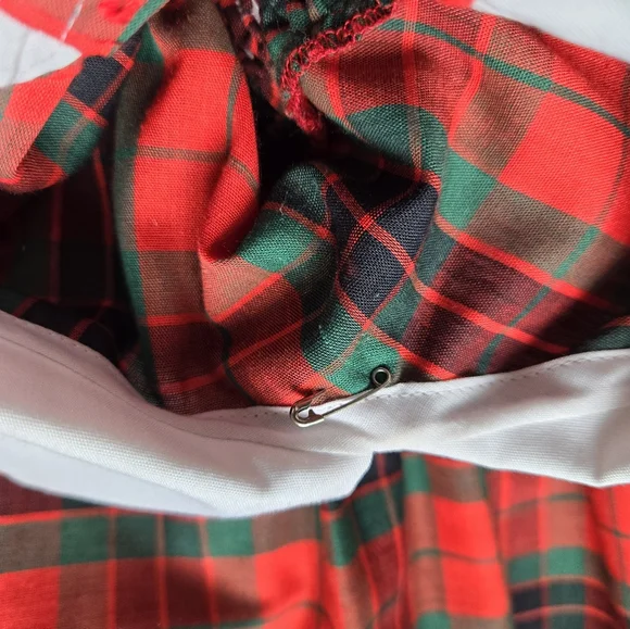 Vintage 1980s Polly Flinders red/green plaid holiday Christmas dress